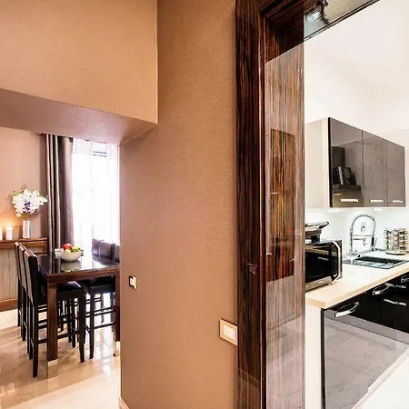 Appartement The Brunetti - Luxury Serviced Rome