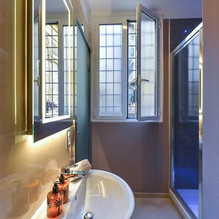 The Brunetti - Luxury Serviced Apartment
