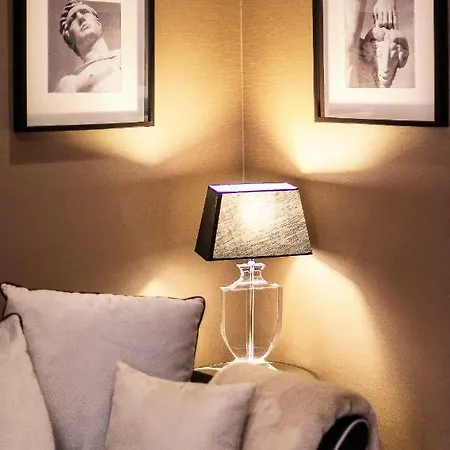 The Brunetti - Luxury Serviced Apartment Rome