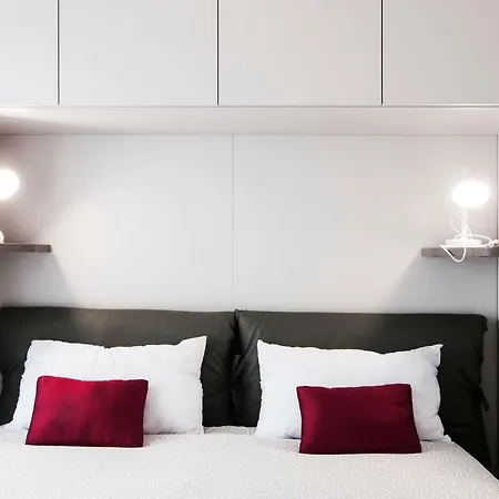 Fonte Laurentina Apartment *