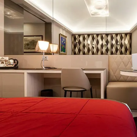 Hotel Harry's Bar Trevi & Restaurant Rome