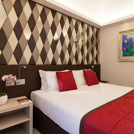 Harry's Bar Trevi & Restaurant Hotel 5*