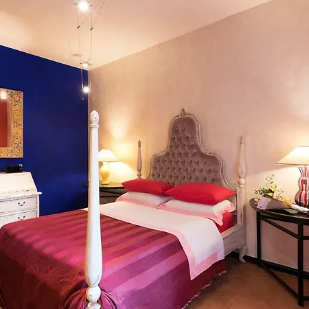Marcoaurelio49 Aparthotel