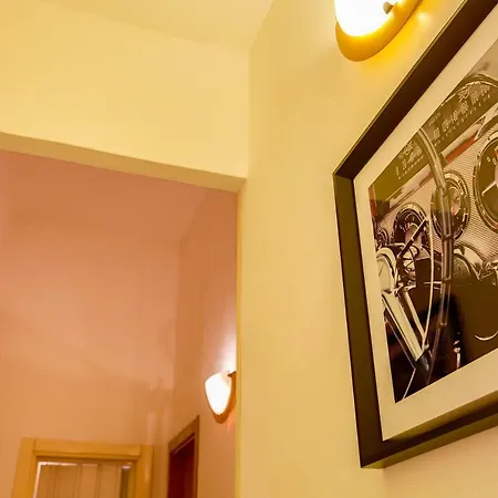 Gordon's Apartment Rome