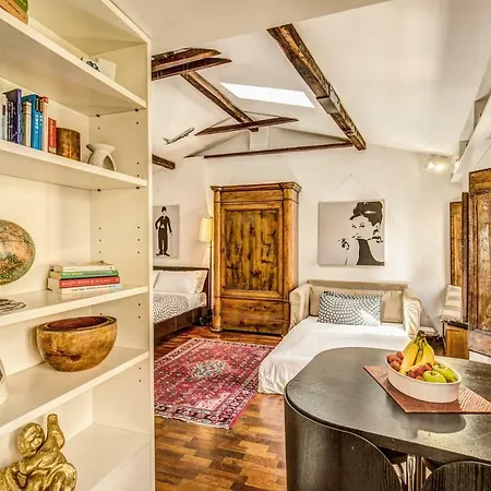Homehouse Garofano - Rione Monti - Colosseum