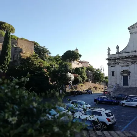 Foro Luxury 3* Roma