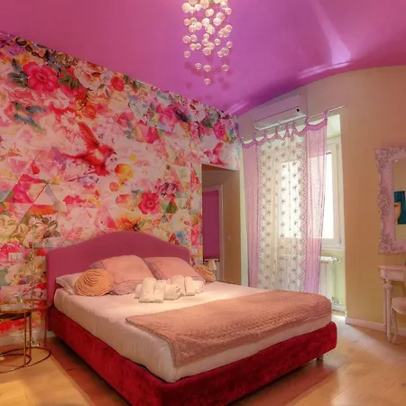 Wisteria Apartment *