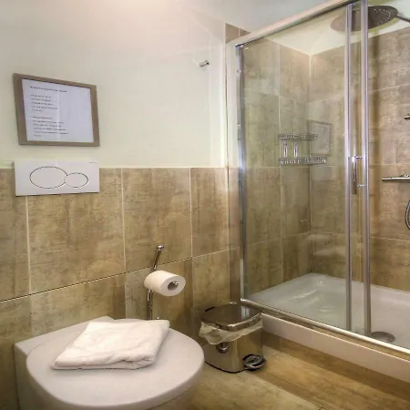 Wisteria Apartment Rome
