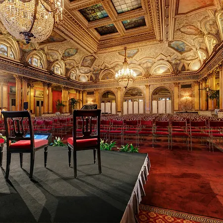 Grand Plaza Hotel 5*