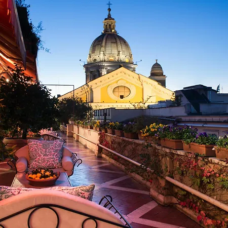 Grand Plaza Hotel 5*