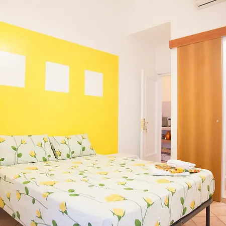 Fruitroom Rome
