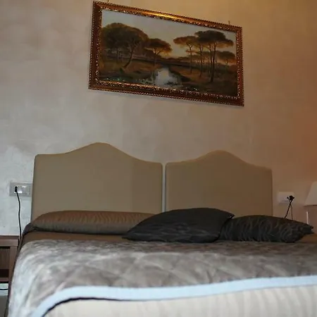 Collina Hotel 2*