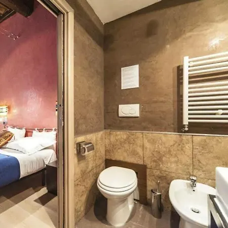 Campo De Fiori Apartment *