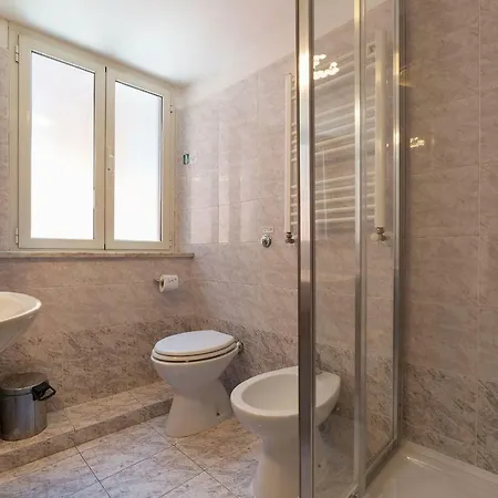 Casa Zeffiro - Fromhometorome Rome