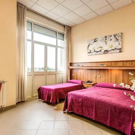 Domus Urbis Hotel 2*