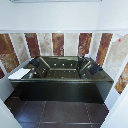 Mancini Park Hotell