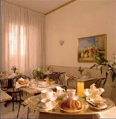Embassy 3*
