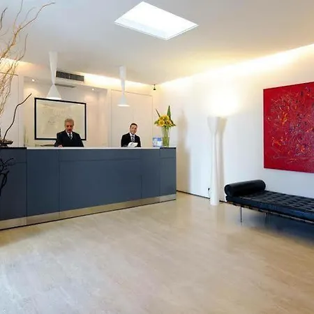 Western Ars Hotel 4*