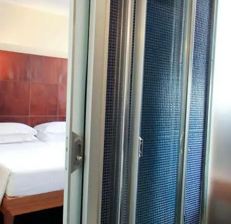 Hotel Maison Piazza Di Spagna Esperienze 4*
