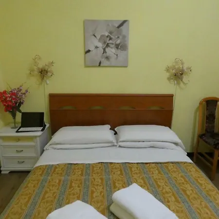 Sunlight Guest house
