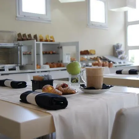 Hotell Tor Vergata Rom