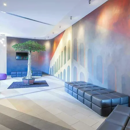 Ibis Styles Eur מלון