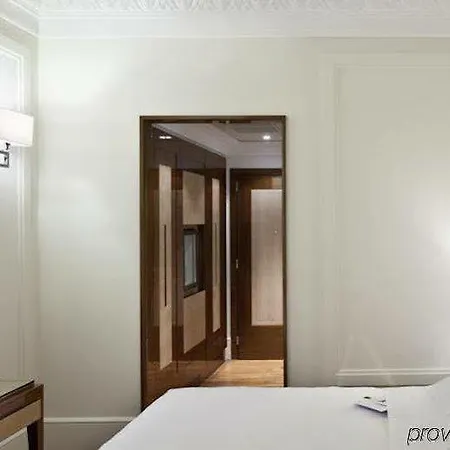 Hotel Una Deco