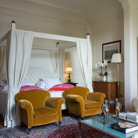 Grand Plaza Hotel