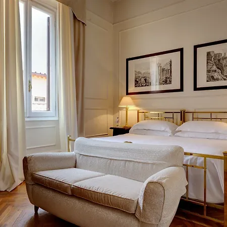 Grand Plaza Hotel Řím