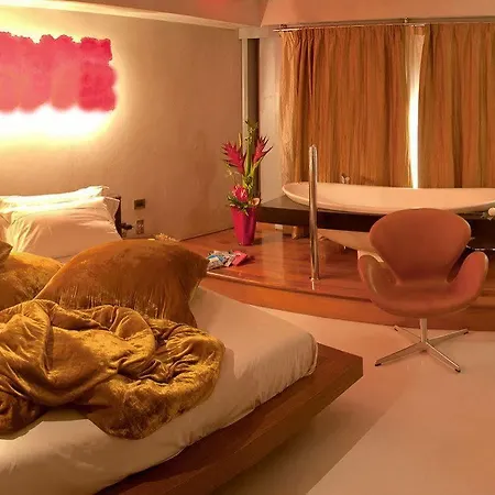 Suitesistina For Brave Lovers Bed & Breakfast