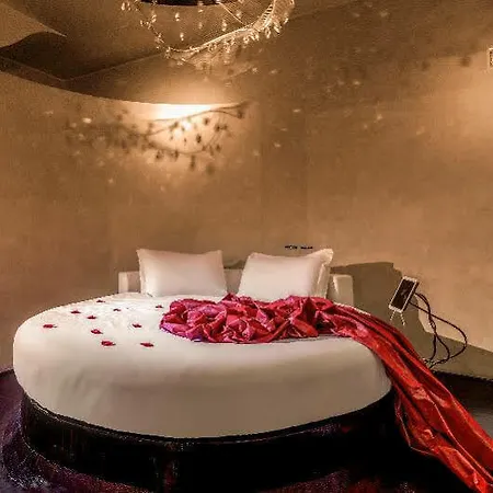 Bed & Breakfast Suitesistina For Brave Lovers Roma