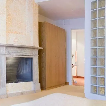 Residenza Domizia Guest house 3*