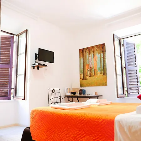 Your In Piazza Mazzini Affittacamere 3*