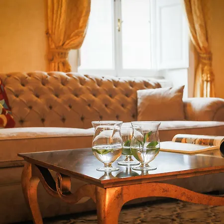 Prestigious Piazza Navona Apartment