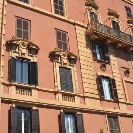 Amico Hotel