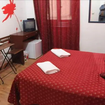 Adone House 2*