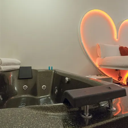 Irooms Jacuzzi Гостевой дом Рим