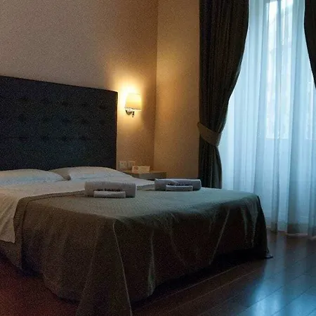 Guest house Elle Cavour 3*
