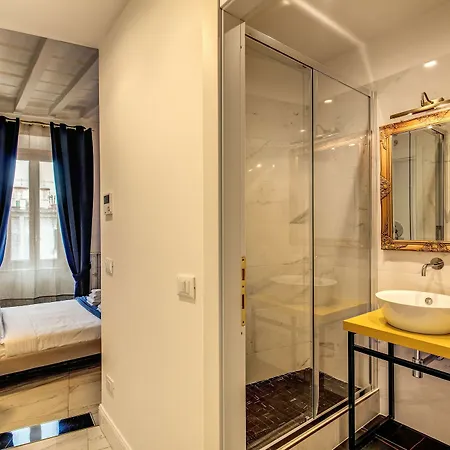 Little Queen Pantheon Guest house Rome