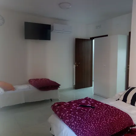 Nahar Hotel *