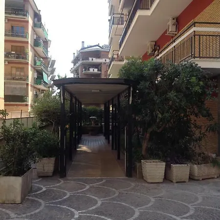 Bed & Breakfast Talenti House 3*