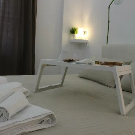 The House Of St. Peter Apartament *