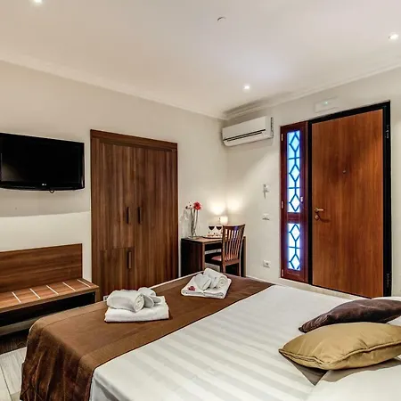 Hotel Garden 3*