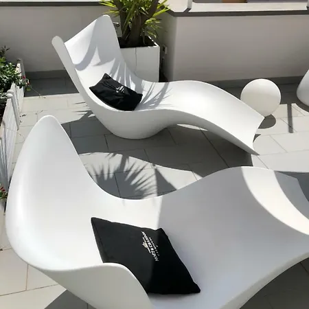 Glamroom Luxury Terrace Guest house
