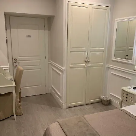 Bed & Breakfast Charme & Chic Rome