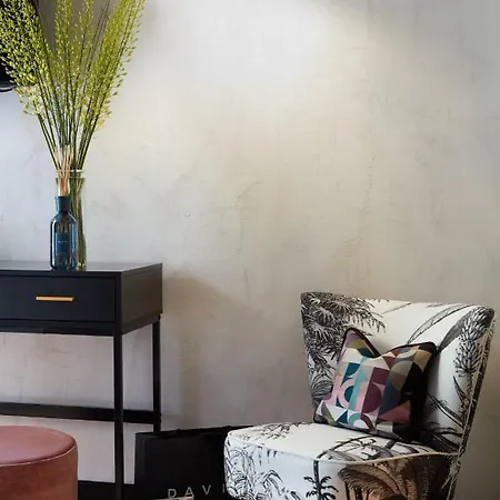 Naman Hotellerie - Margutta Affittacamere Roma