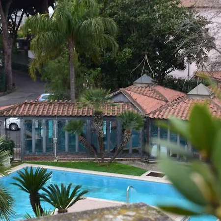 מלון Mancini Park 4*