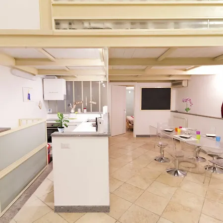 Apartment Monti Colosseum Rome