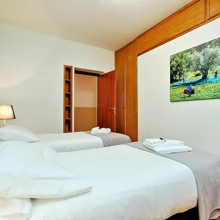 Unique Trastevere Apartment Rome