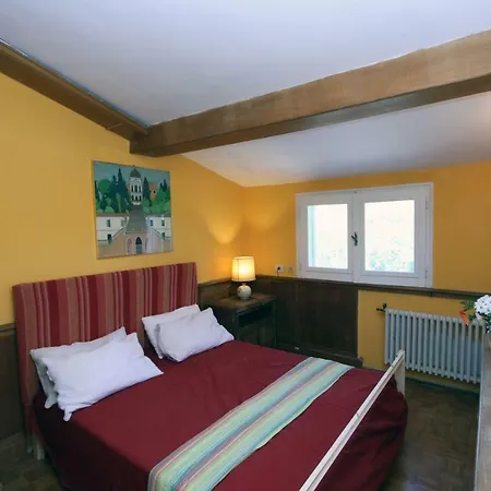 Villa Writers' Country House